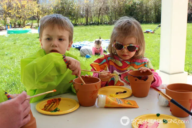 Pot painting activity